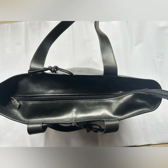 Vintage Italian Furla Black Women's Purse - Picture 3 of 9